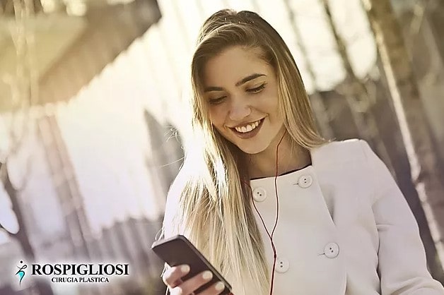 ¿Qué tan joven es demasiado joven para el aumento de senos?